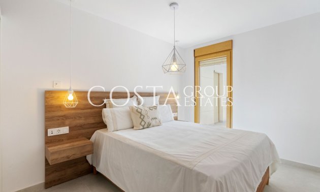 Herverkoop - Villa -
Torrevieja - Torrevieja Centro