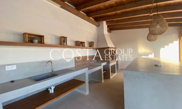 Herverkoop - Villa -
Torrevieja - Torrevieja Centro