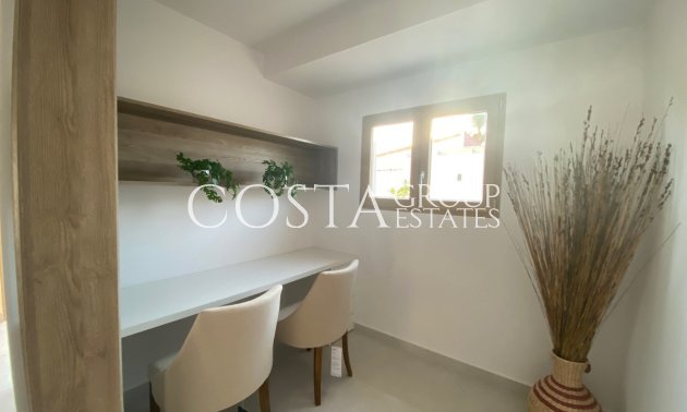 Herverkoop - Villa -
Torrevieja - Torrevieja Centro