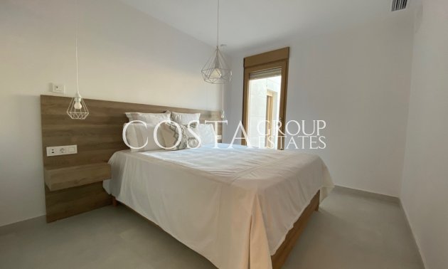 Herverkoop - Villa -
Torrevieja - Torrevieja Centro