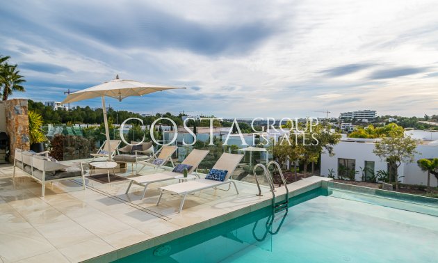 Resale - Villa -
Orihuela - Las Colinas Golf
