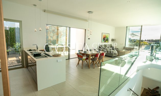 Resale - Villa -
Orihuela - Las Colinas Golf