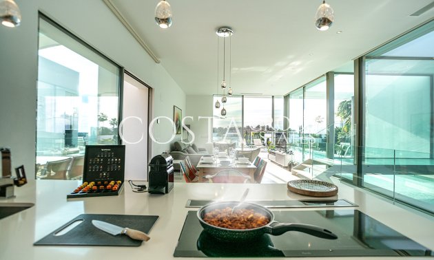 Resale - Villa -
Orihuela - Las Colinas Golf