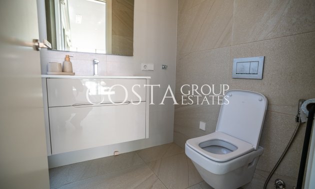 Resale - Villa -
Orihuela - Las Colinas Golf