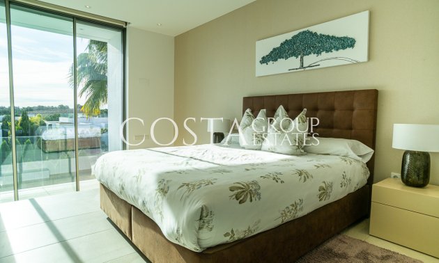 Resale - Villa -
Orihuela - Las Colinas Golf