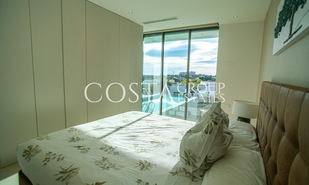 Resale - Villa -
Orihuela - Las Colinas Golf