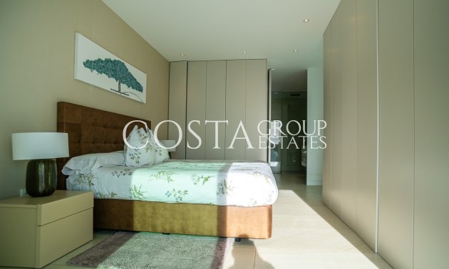 Resale - Villa -
Orihuela - Las Colinas Golf
