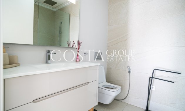 Resale - Villa -
Orihuela - Las Colinas Golf