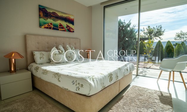 Resale - Villa -
Orihuela - Las Colinas Golf