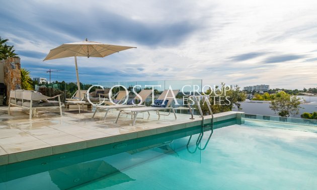 Resale - Villa -
Orihuela - Las Colinas Golf