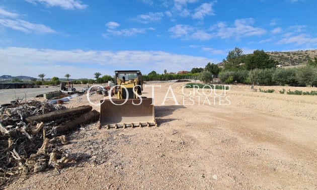 Odsprzedaż - Willa -
Orihuela - La Matanza