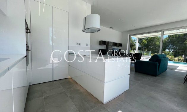 Resale - Villa -
Orihuela - Las Colinas Golf
