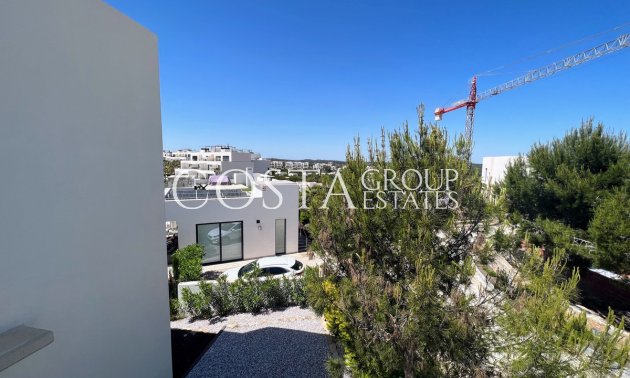 Resale - Villa -
Orihuela - Las Colinas Golf