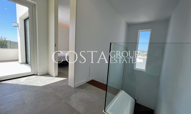 Resale - Villa -
Orihuela - Las Colinas Golf