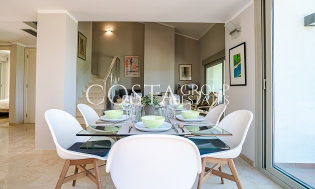 Resale - Villa -
Orihuela - Las Colinas Golf