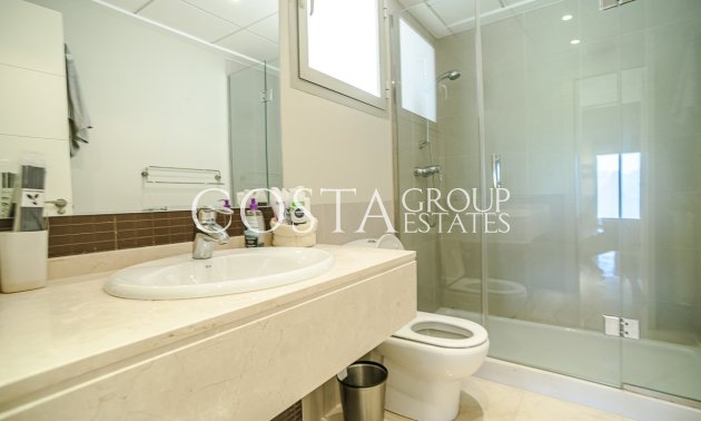 Resale - Villa -
Orihuela - Las Colinas Golf