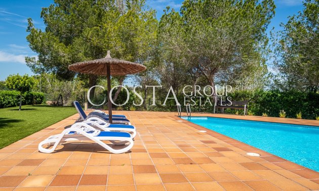 Resale - Villa -
Orihuela - Las Colinas Golf