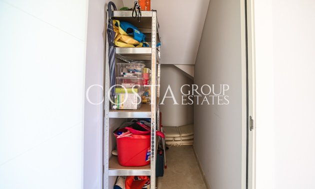 Resale - Villa -
Orihuela - Las Colinas Golf
