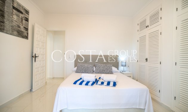 Resale - Villa -
Torrevieja - La Siesta