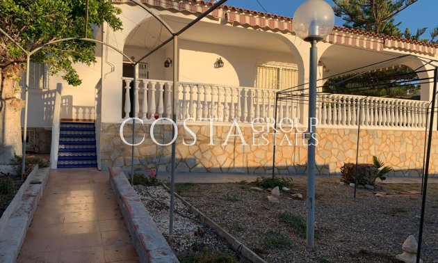 Wiederverkauf - Villa -
Aguilas - Águilas Centro
