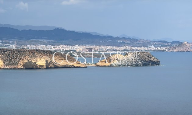 Wiederverkauf - Villa -
Aguilas - Águilas Centro