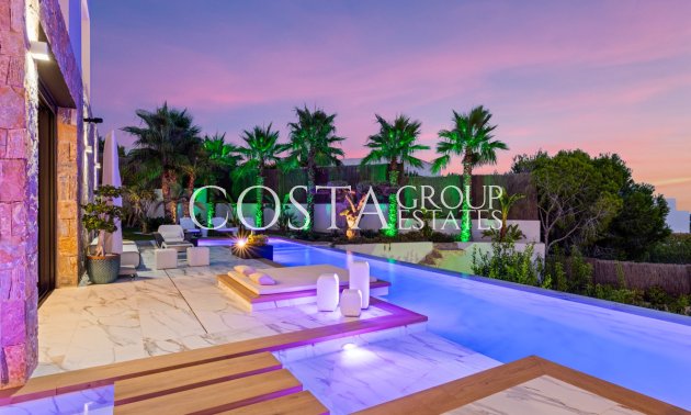 Revente - Villa -
Orihuela - Las Colinas Golf