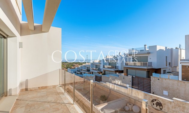 Resale - Villa -
Orihuela - Villamartin