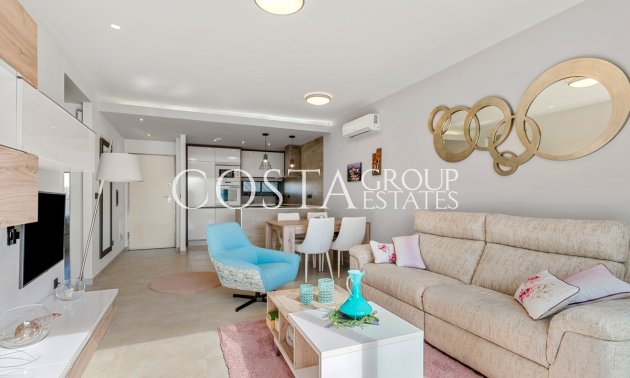 Resale - Apartments -
Urbanización El Raso
