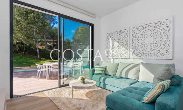 Resale - Villa -
Orihuela - Las Colinas Golf