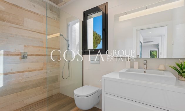 Resale - Villa -
Orihuela - Las Colinas Golf