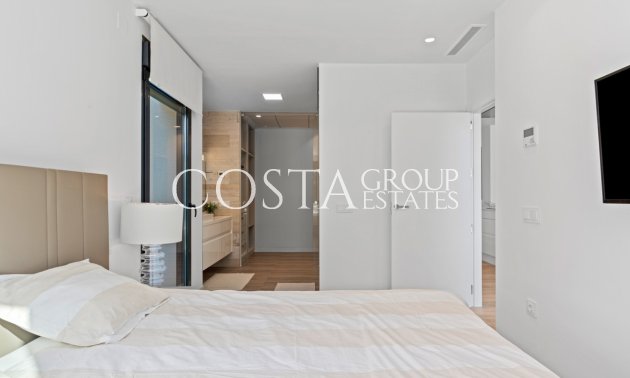 Resale - Villa -
Orihuela - Las Colinas Golf