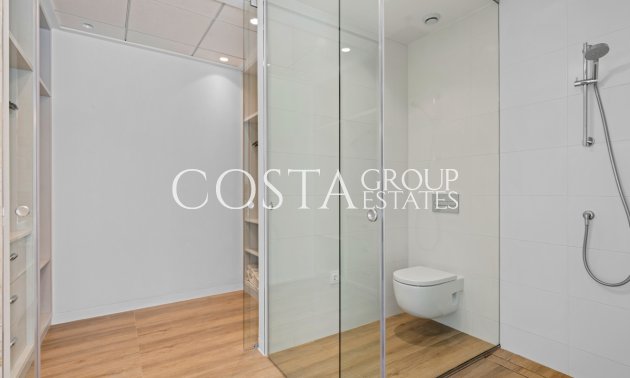 Resale - Villa -
Orihuela - Las Colinas Golf