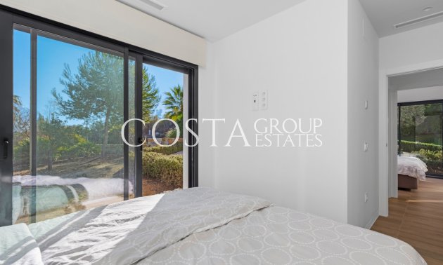 Resale - Villa -
Orihuela - Las Colinas Golf