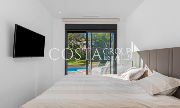 Resale - Villa -
Orihuela - Las Colinas Golf