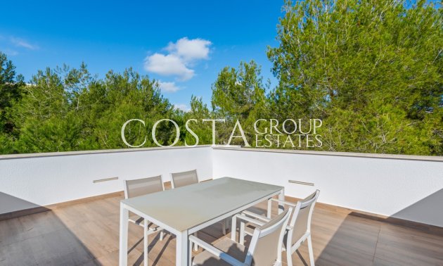 Resale - Villa -
Orihuela - Las Colinas Golf