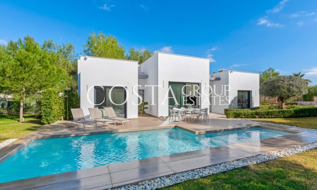 Resale - Villa -
Orihuela - Las Colinas Golf