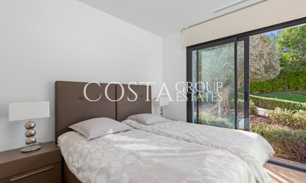 Resale - Villa -
Orihuela - Las Colinas Golf