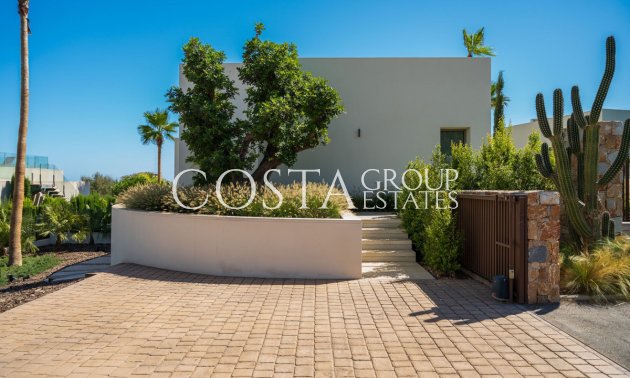 Odsprzedaż - Willa -
Orihuela - Las Colinas Golf