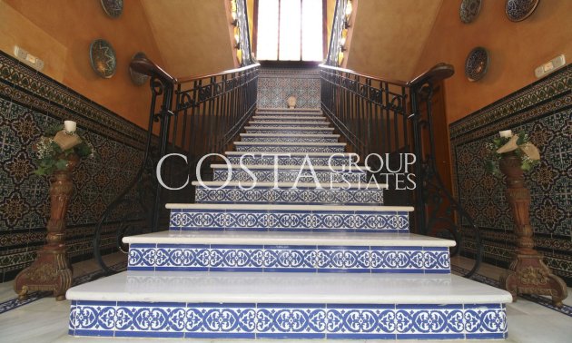 Resale - Villa -
Orihuela - Villamartin
