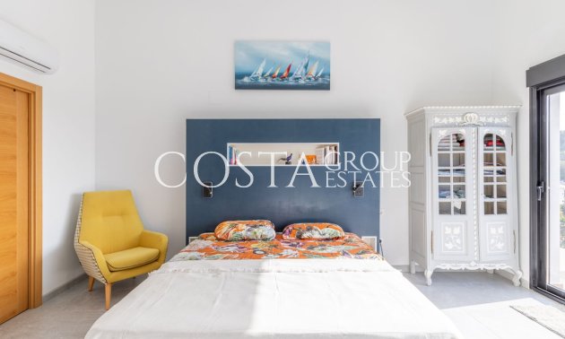 Odsprzedaż - Willa -
Teulada - Moraira