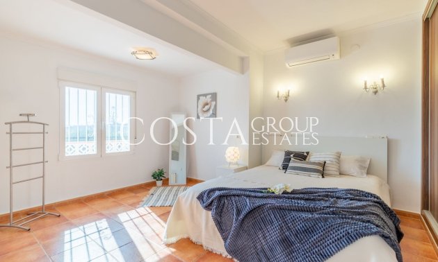 Herverkoop - Villa -
Teulada - Moraira