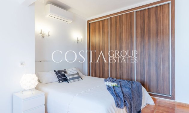 Herverkoop - Villa -
Teulada - Moraira