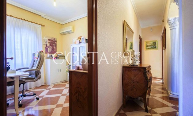 Revente - Villa -
Orihuela - Orihuela Costa