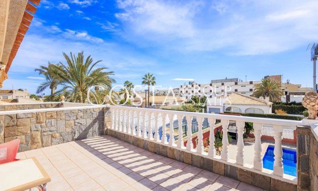 Revente - Villa -
Orihuela - Orihuela Costa