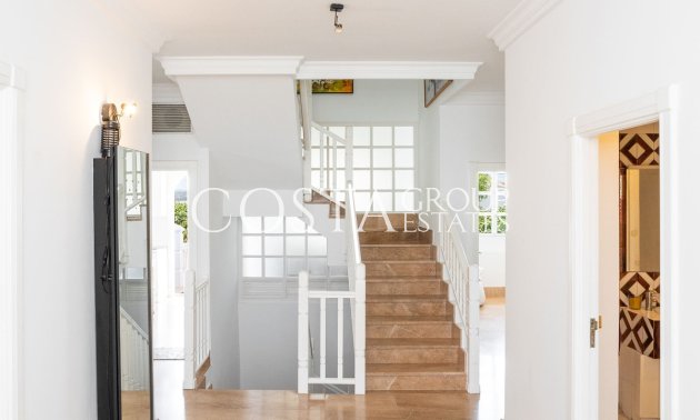 Herverkoop - Villa -
Torrevieja - Torrevieja Centro