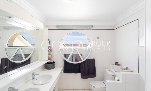 Herverkoop - Villa -
Torrevieja - Torrevieja Centro