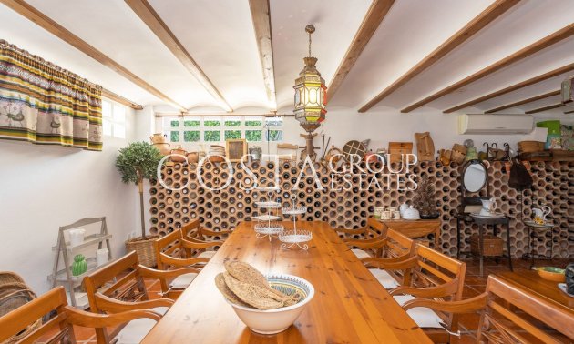 Herverkoop - Villa -
Torrevieja - Torrevieja Centro