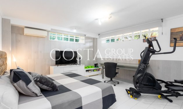 Herverkoop - Villa -
Torrevieja - Torrevieja Centro