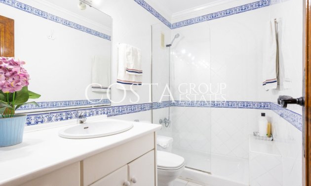 Herverkoop - Villa -
Torrevieja - Torrevieja Centro