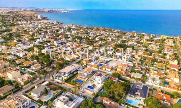 Wiederverkauf - Villa -
Orihuela - Cabo Roig